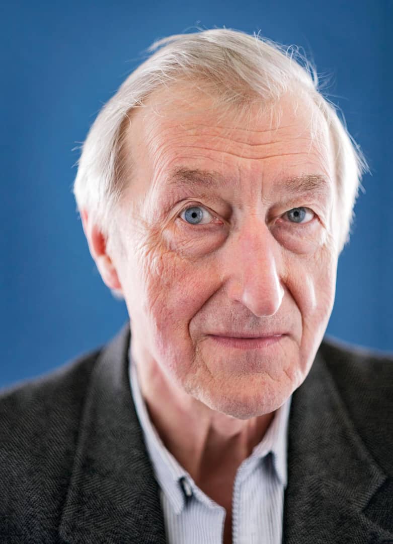 Julian Barnes tire sa révérence : “Un roman parfait, on sait tous que ça n’existe pas”